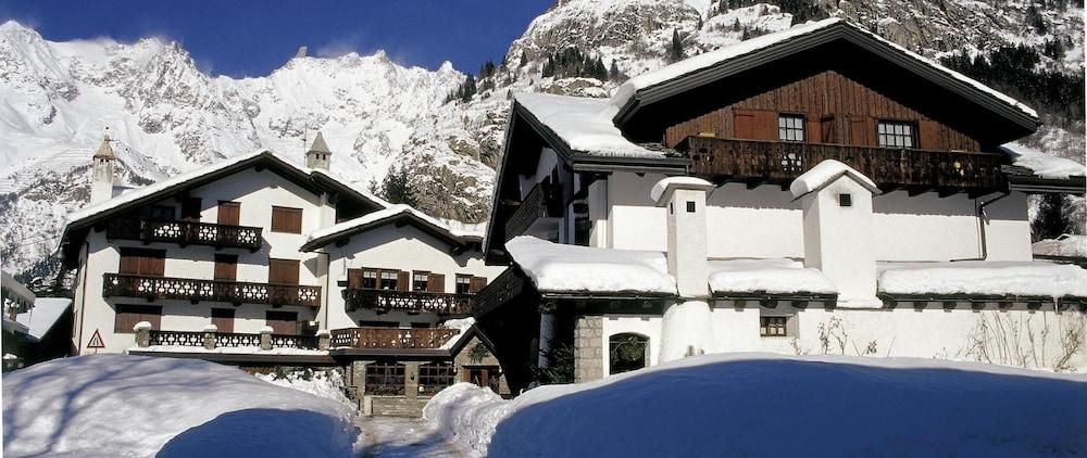 Hotel Del Viale Courmayeur Exteriér fotografie